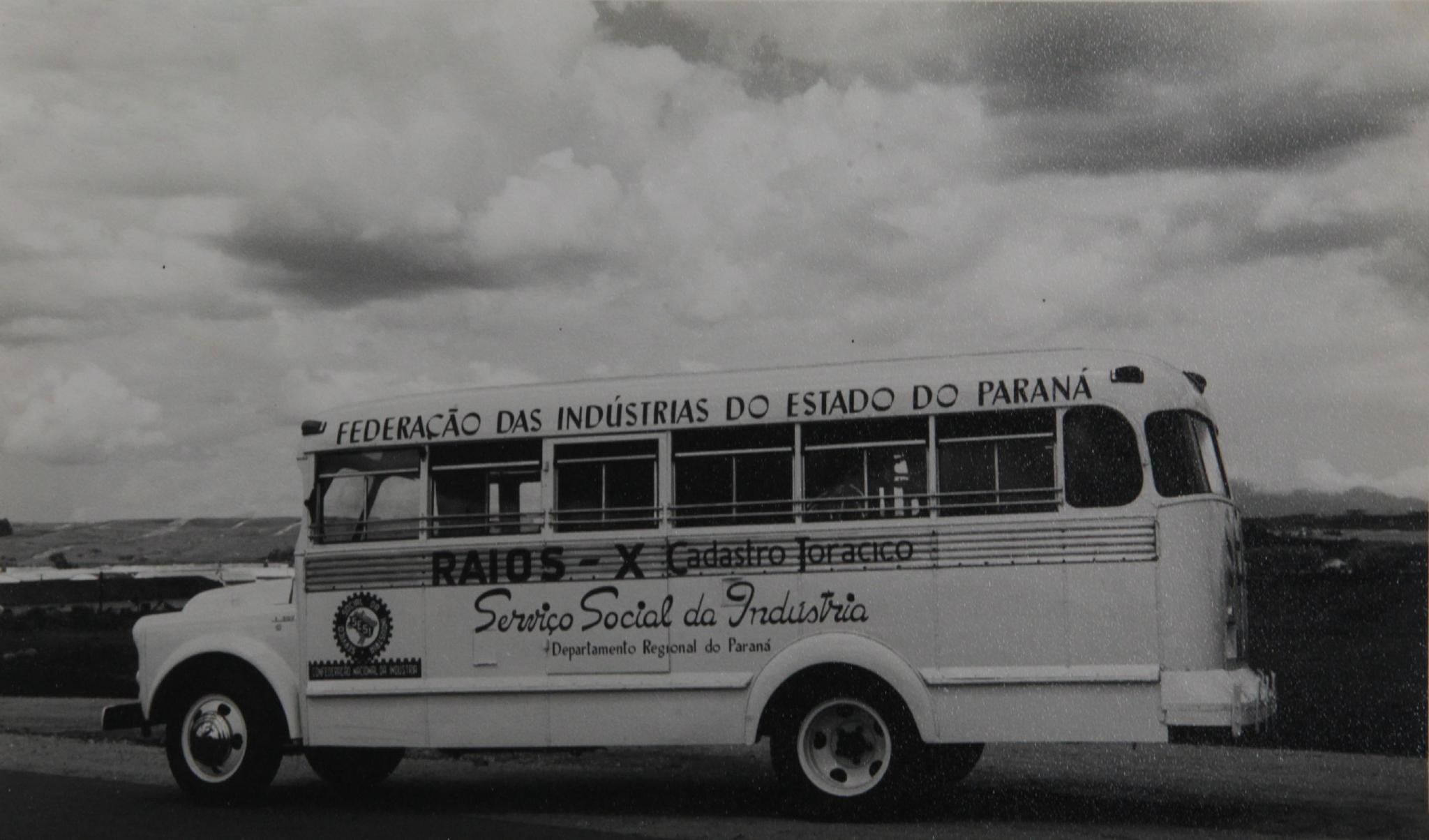 Unidade móvel de abreugrafia do Cadastro Torácico, 1960