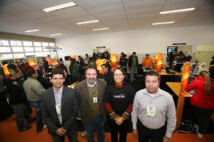 Visita do Alysson Amorim,SENAI DN, Cyrio Dellezzopolles Jr, CNPQ;Snia Parolin , Gerncia de Inovao SENAI/PR e Reinaldo Tockus, Gerncia de Tecnologia Industrial SENAI/PR (Foto: Rogrio Theodorovy)